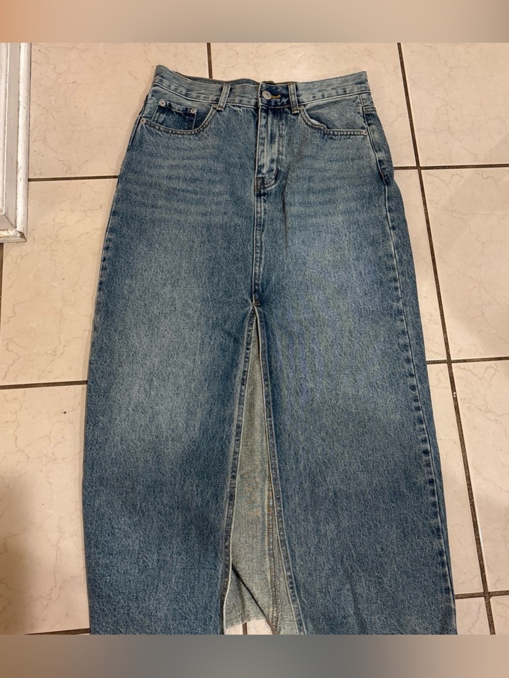 High-Waist Blue Denim Maxi Skirt with Front Slit